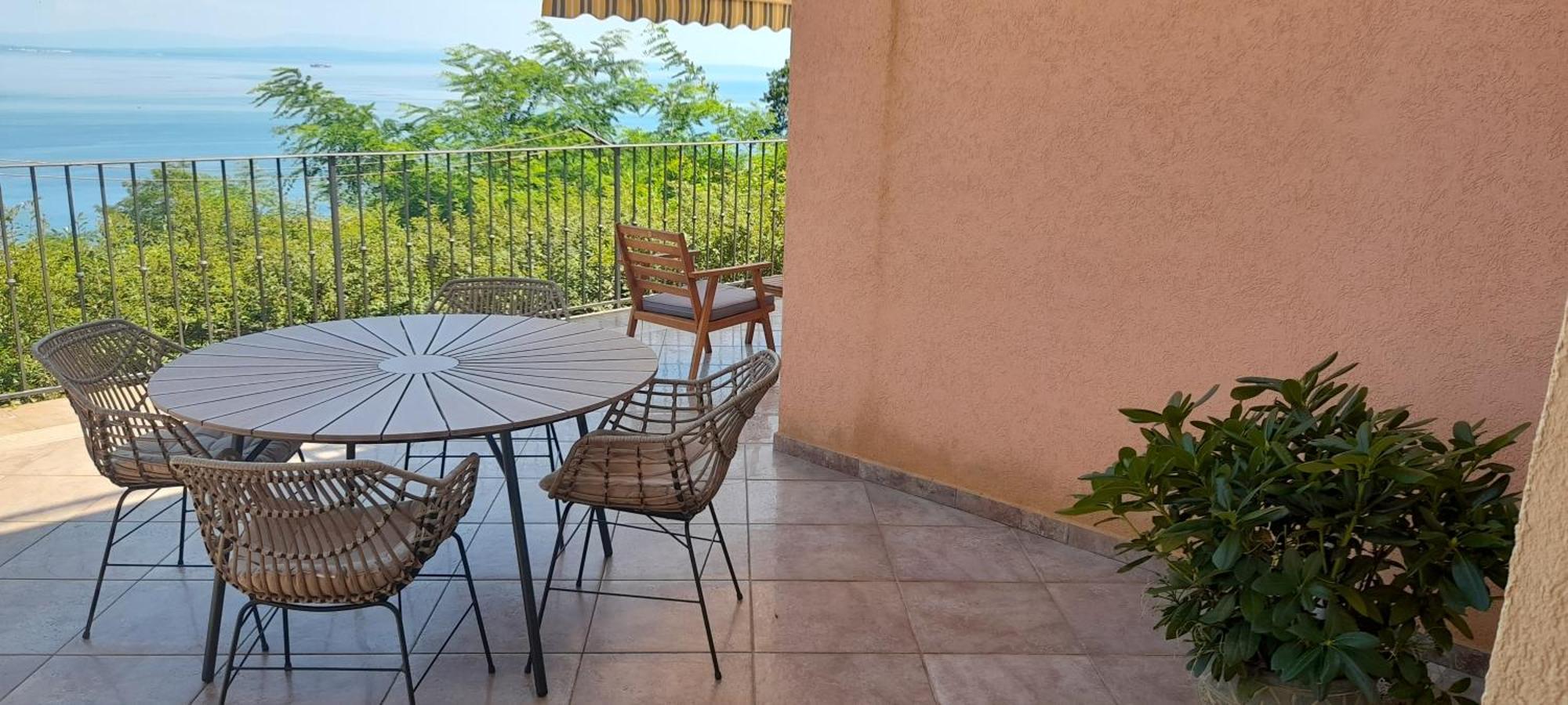 Apartament No. 1